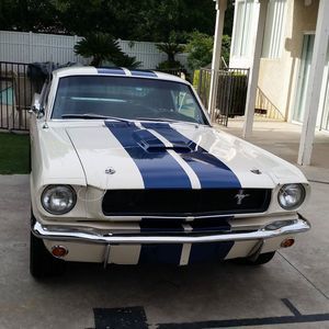 Meet your Posher, Gabriel kristina